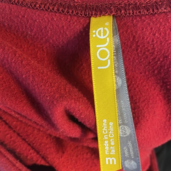 LOLE eco friendly woman’s deep V cross over front leisure top. Burgundy size Med - Picture 10 of 14